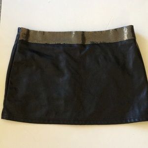 Leather mini skirt with studs